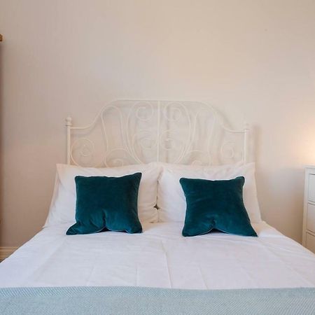 Historic Edinburgh 1890S Home Turned Relaxing Retreat 外观 照片